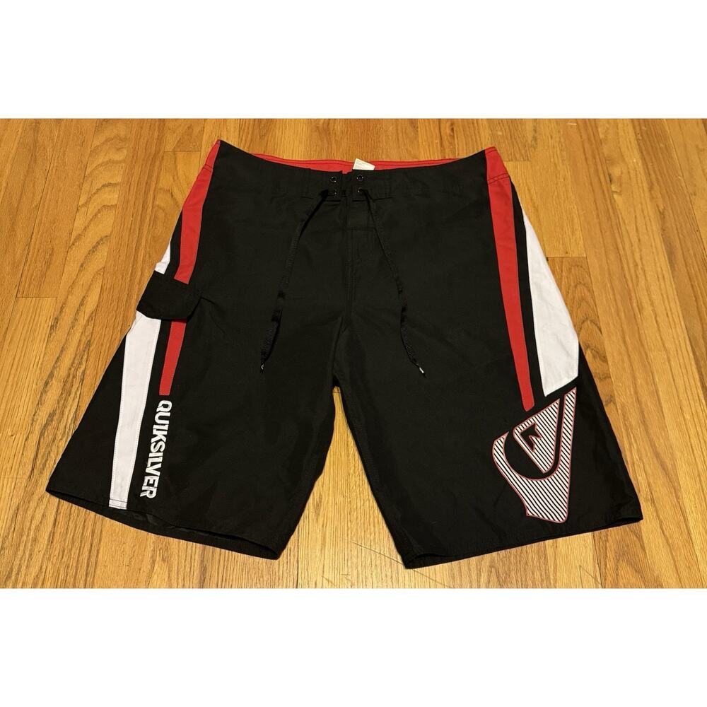 Vintage Y2K Quicksilver Board Shorts Mens 34 Black/Red Swim Trunks Cargo Surf